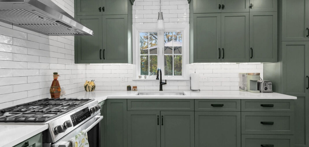 - Bathroom &Amp; Kitchen Remodelers | Custom And Semi-Custom Bathroom &Amp; Kitchen Cabinets